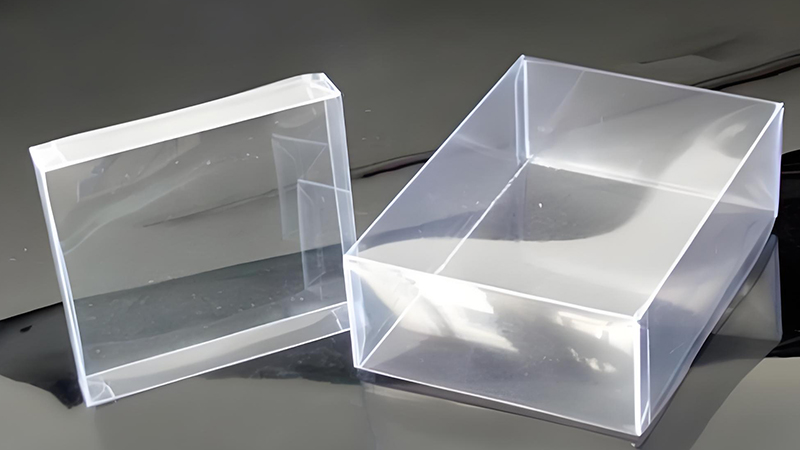 What is the specific environmentally friendly plastic box?